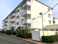 新着情報＠中央区恩地町♪人気のエリアの専用庭付３ＬＤＫ中古マンション♪