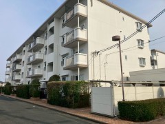 新着情報＠中央区恩地町♪専用庭付でペット可♪３ＬＤＫ中古マンション♪