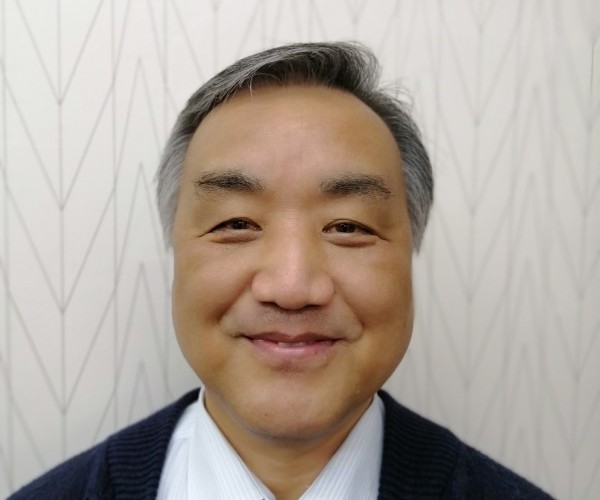 売買事業部　営業事務 猪　和彦