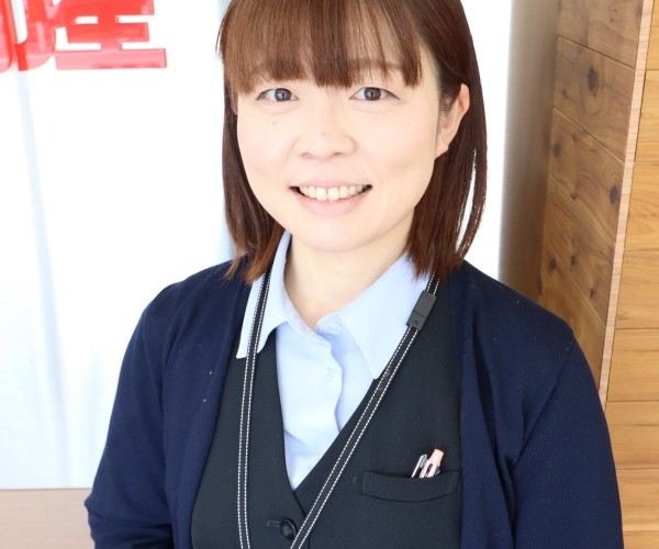 売買事業部　営業事務 伊藤　成美