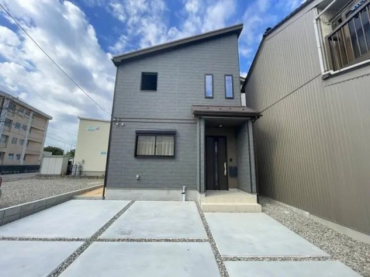 駅南 新築戸建 2,490万円