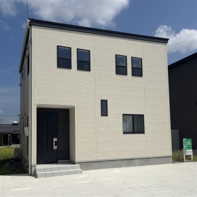 イーストウィング頼成一番街44号地