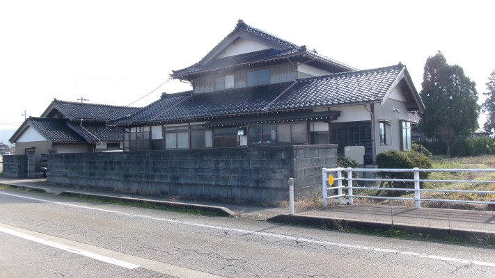 八塚 中古戸建 680万円