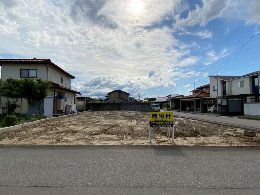 婦中町下轡田売地