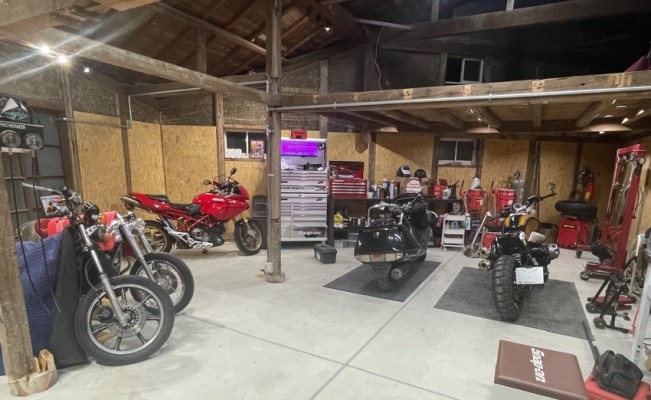 【倉庫】バイクショールーム　長期賃貸中