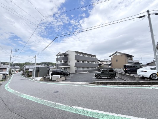 【一棟売りアパート】マリン半田板山