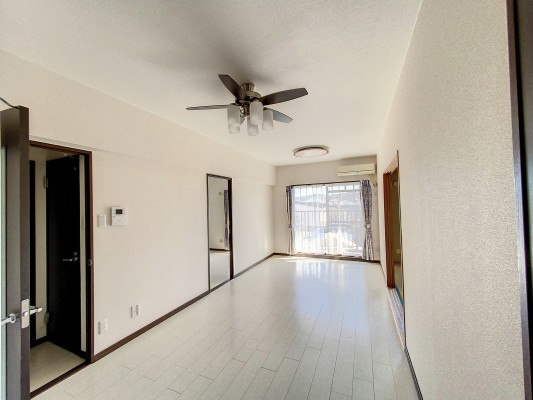 【中古マンション】ユトリアル内海　2階